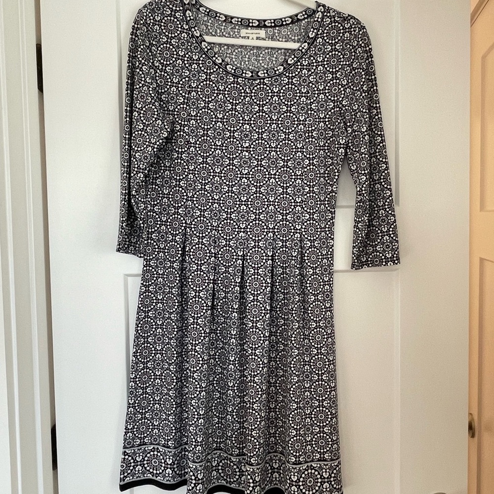 BOGO Max Studio Patterned Pleated Dress Size Mediun